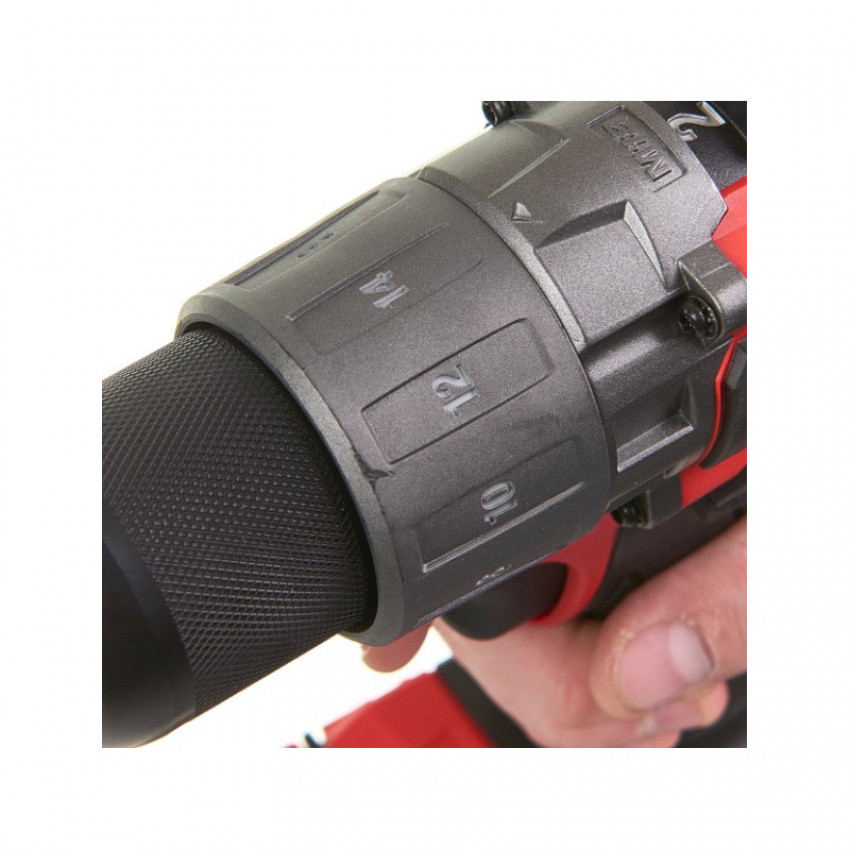 Дриль-шуруповерт акумуляторний M18FDD2-402C крутий. мом.135 Нм MILWAUKEE-4933464598