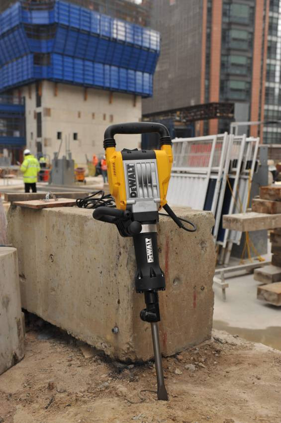 Відбійний молоток мережевий DeWALT D25961K-D25961K