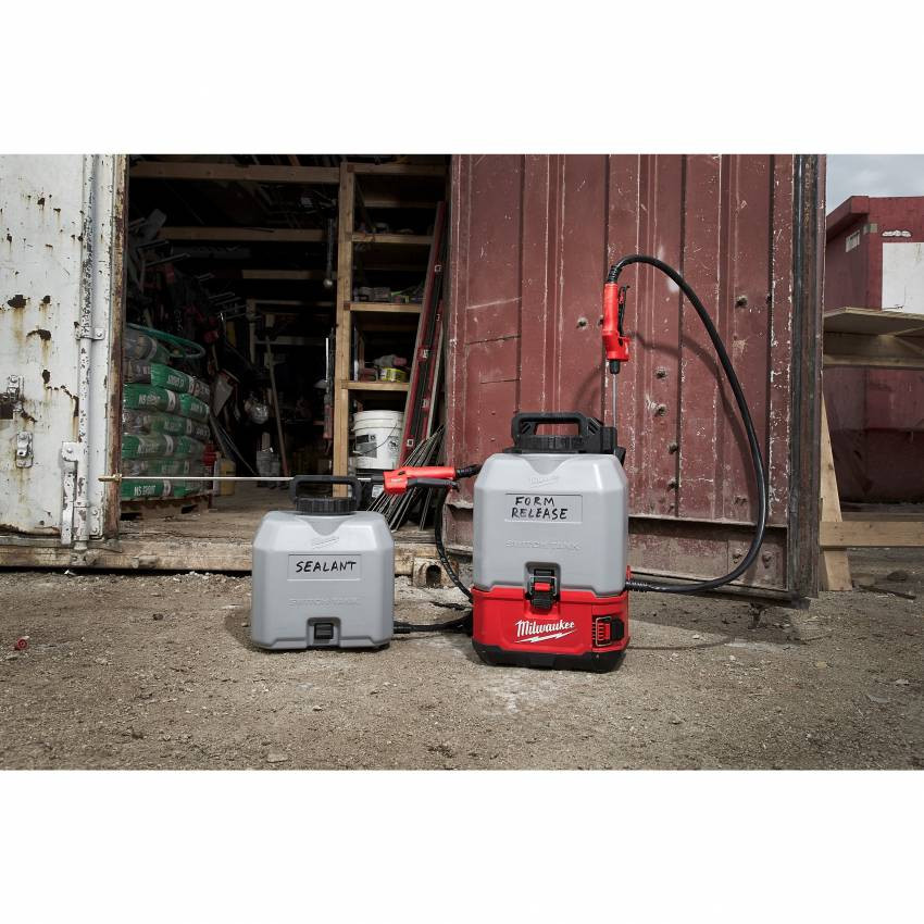 Обприскувач з ємністю для бетону Milwaukee M18 BPFPCCST-0 (4933471371)-4933471371