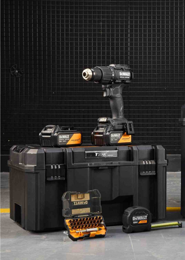 Дриль-шурупокрут ударний McLaren F1 TEAM SPECIAL EDITION DeWALT DCD86MM2KT-DCD86MM2KT