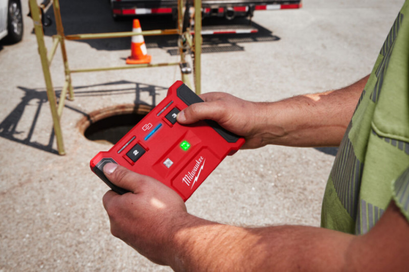 Кабелеріз гідравлічний акумуляторний MILWAUKEE M18 HSFC125R-802C (+зар.пр., 2акум.Х8Аг, кейс) FORGE™-4933499331