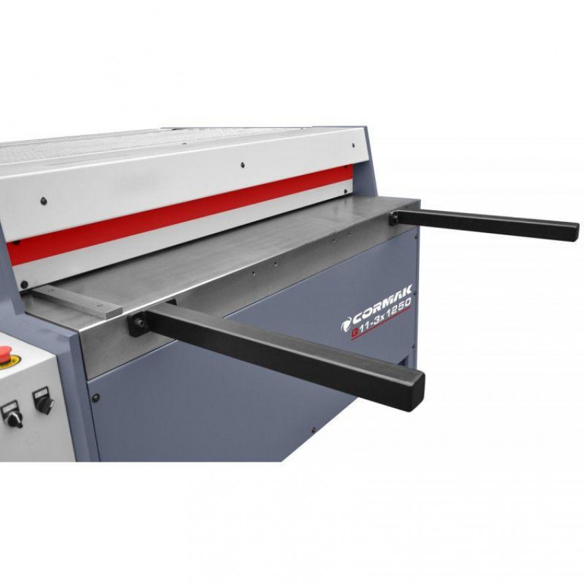 Механічні гільйотинні ножиці CORMAK 3x1250-Q11-3X1250