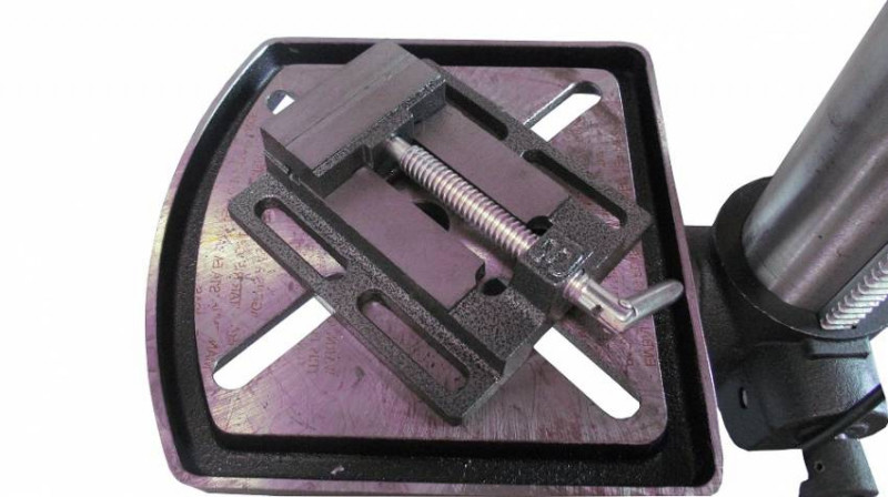 Верстат свердлильний VLK-20F3 380В, 750Вт,патрон 16мм, право/ліво, високий-VLK-20F3(DP1520F)