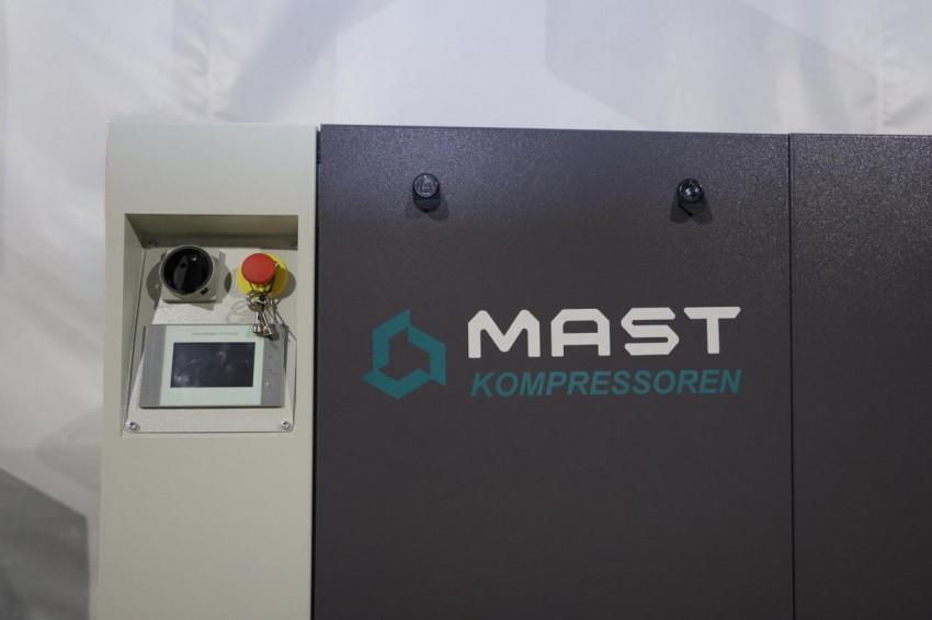 Гвинтовий компресор Mast LZN-10 COMBO inverter (Осушувач + ресивер 300 л)-LZN-10 300L