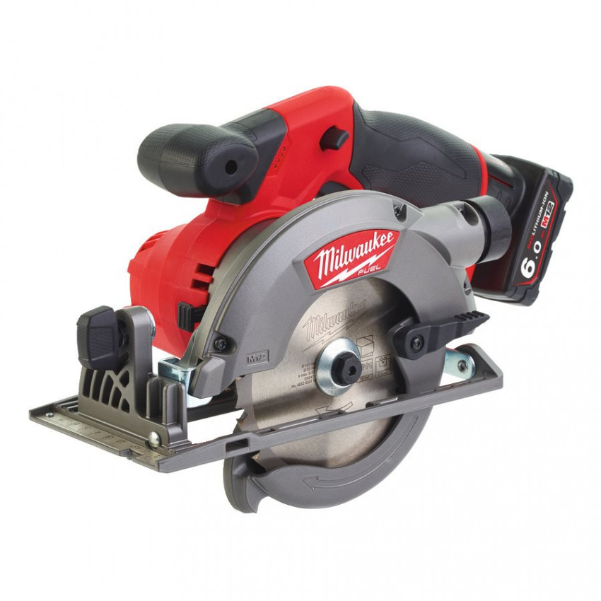 Компактная циркулярная пила MILWAUKEE M12 FUEL CCS44-602X 4933451512-4933451512