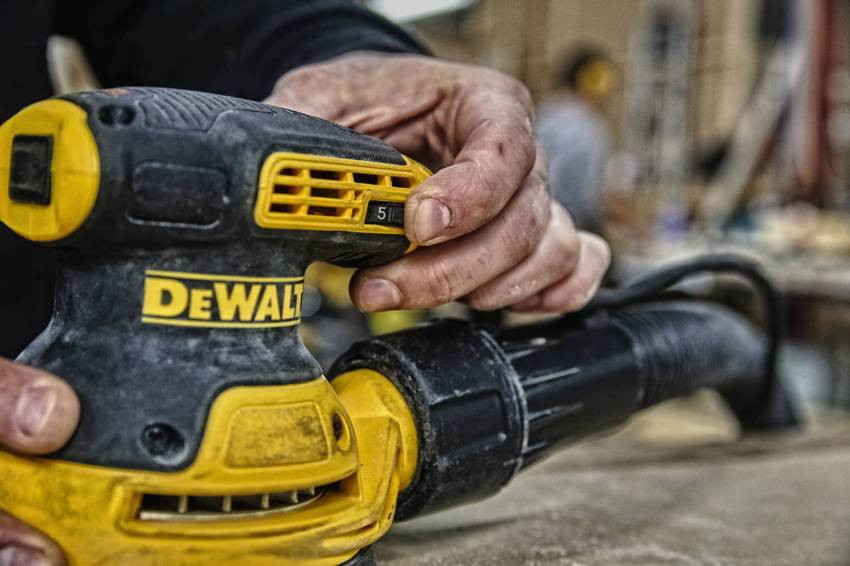 Шліфмашина ексцентрикова мережева DeWALT DWE6423-DWE6423