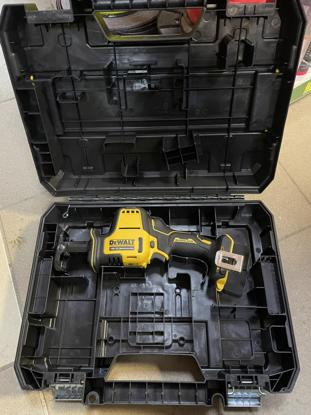 Пила шабельна акумуляторна безщіткова DeWALT DCS369NT-DCS369NT