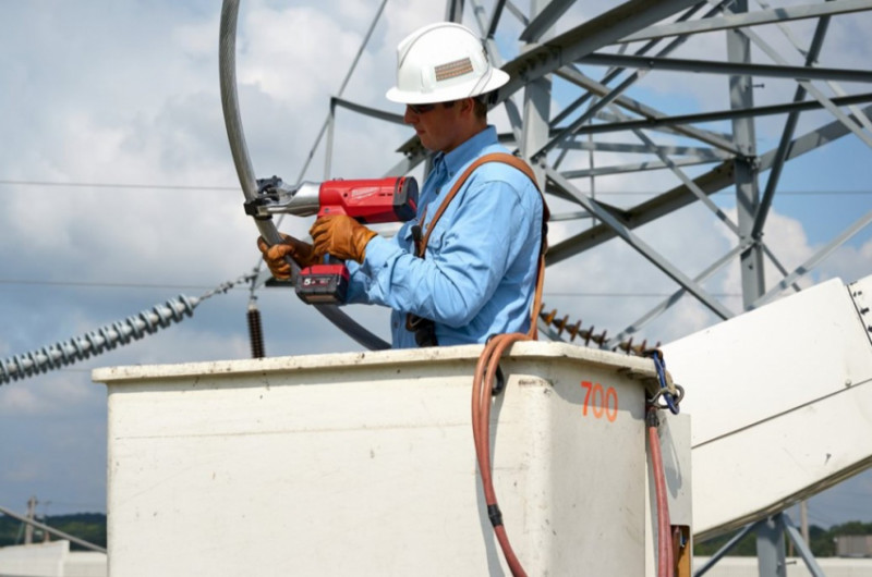 Гидравлический кабелерез FORCE LOGIC™ MILWAUKEE M18 HCC45-522C ONE-KEY 4933459266-4933459266