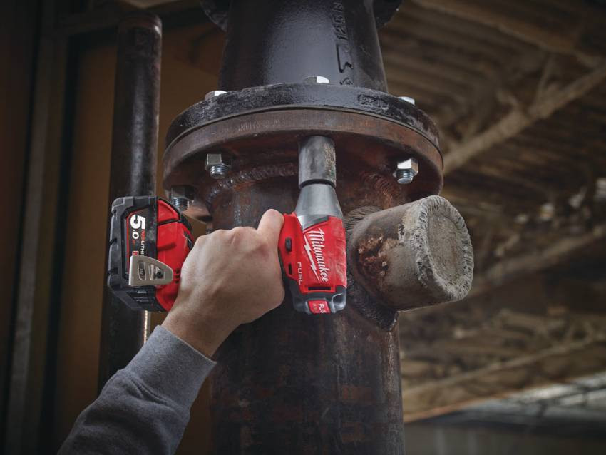 Гайкокрут акумуляторний 1/2" MILWAUKEE, M18 FIWP12-502X, 300Нм (зарядний пристрій, 2 акум.Х 5Ач, HDкейс)-4933451068