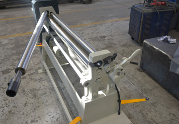 Роликовий листогиб Isitan IR 1550 x 75-IR 1550x75