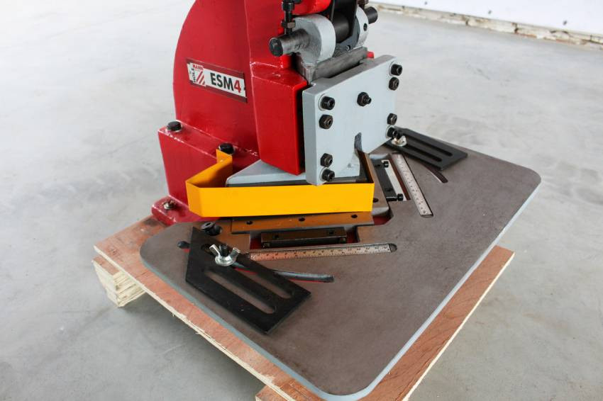 Вирубний прес Holzmann ESM 4-ESM4