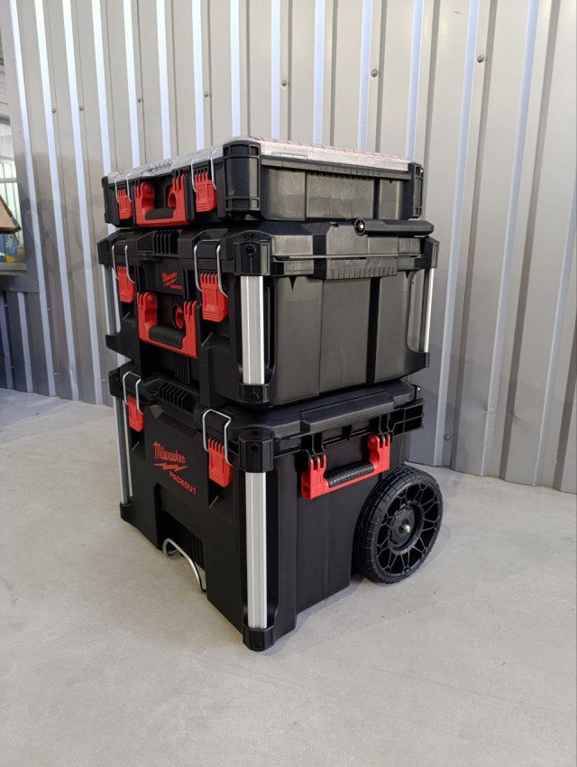 Набір ящиків для інструментів MILWAUKEE PACKOUT™ 4932499041-4932499041