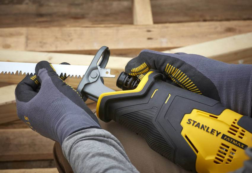 Пила шабельна акумуляторна STANLEY FATMAX SFMCS300D2K-SFMCS300D2K