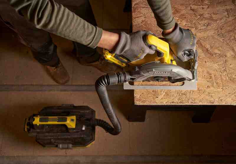 Пила циркулярна акумуляторна STANLEY FATMAX SFMCS550B-SFMCS550B
