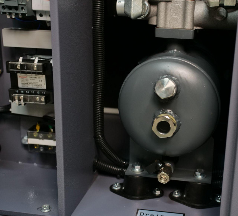 Гвинтовий компресор Mast SH-8 Inverter (двигун на постійних магнітах)-SH-8 inverter