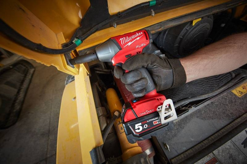 Гайковерт акумуляторний 1/2" MILWAUKEE, M18 ONEIWF12-0X, 300Нм (HDкейс)-4933459198