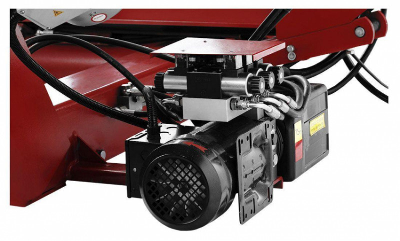 Балансувальний верстат REDATS WT-200 і шиномонтажний верстат MT-26-30-07-12