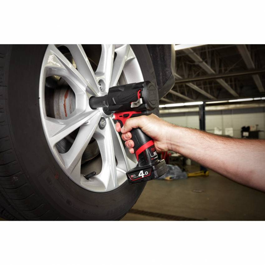 Акумуляторний імпульсний гайковерт Milwaukee M12 FIWF12-0, 339 Нм без акумуляторів та зарядного пристрою-4933464615