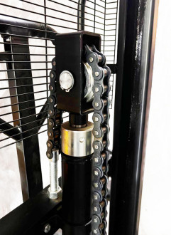 Штабелер гідравлічний 1500кг, підйом-1,6м, довжина вил 1,15м,ширина 330-850мм, колір - чорний