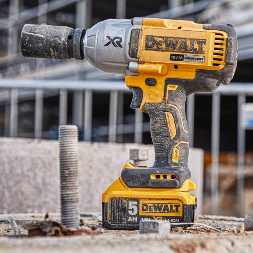 Гайковерт ударний акумуляторний безщітковий DeWALT DCF897N-DCF897N