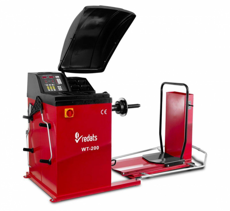 Балансувальний верстат REDATS WT-200 і шиномонтажний верстат MT-26-30-07-12