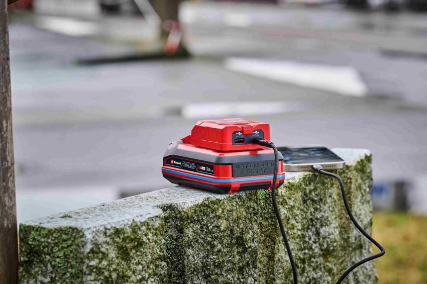 Зарядний пристрій USB акумуляторний Einhell TC-CP 18 Li USB A/C - Solo (4514148)-
