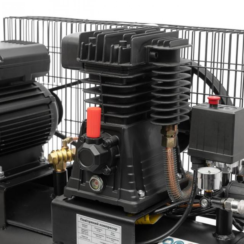 Компресор 50л, 1.8 кВт, 220 В, 10 aтм, 250 л/хв. INTERTOOL PT-0011-PT-0011