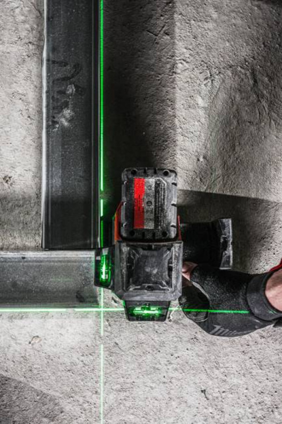 Лазерний 3D нівелір акумуляторний MILWAUKEE, M12 3PL-401C ( зарядний пристрій, 1акум.Х4Аг, кейс) (4933478102)-4933478102