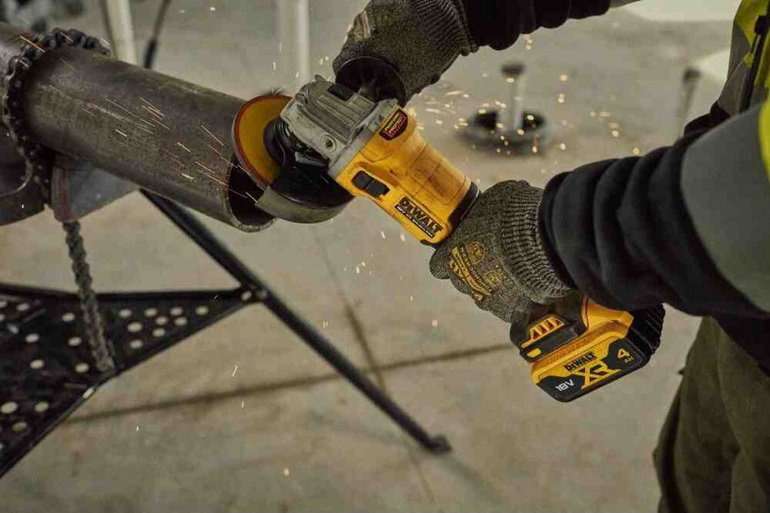 Шліфмашина кутова - болгарка акумуляторна безщіткова DeWALT DCG407M1T-DCG407M1T