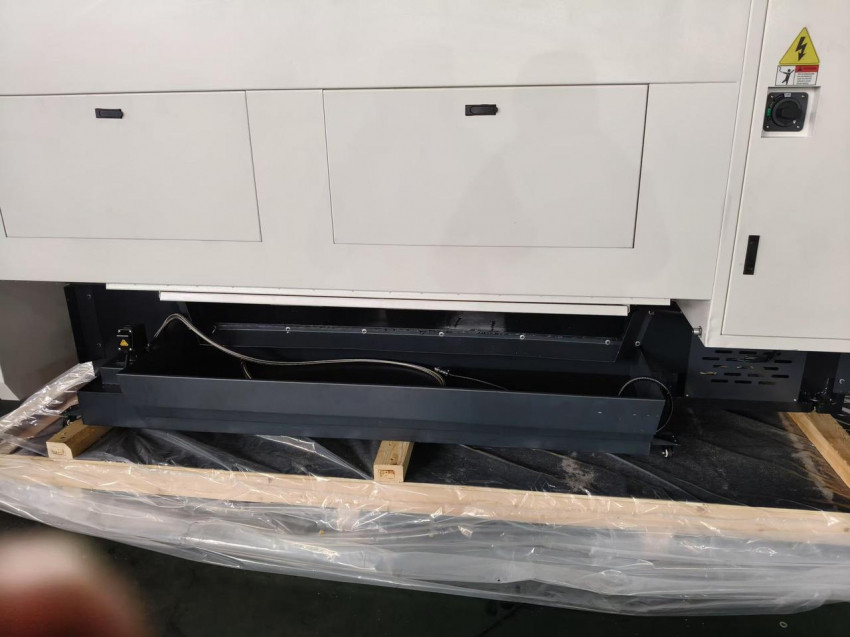 Токарний верстат з ЧПК MAST ML 520x1500 SH8-ML520x1500 SH8