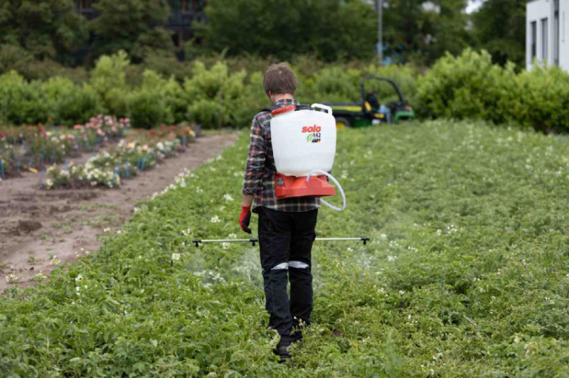 Обприскувач акумуляторний ранцевий SOLO 442NEW-442NEW