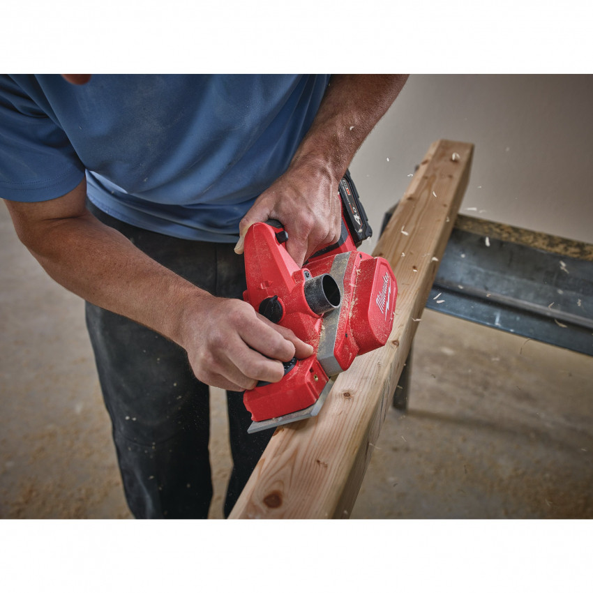 Акумуляторний рубанок MILWAUKEE M18 BP-402C 4933451114-4933451114