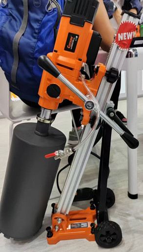 Бурильна установка BMK-23/2 3,5 кВт 860/1370об/хв  зі стійкою та нахилом 45°-BMK-23/2