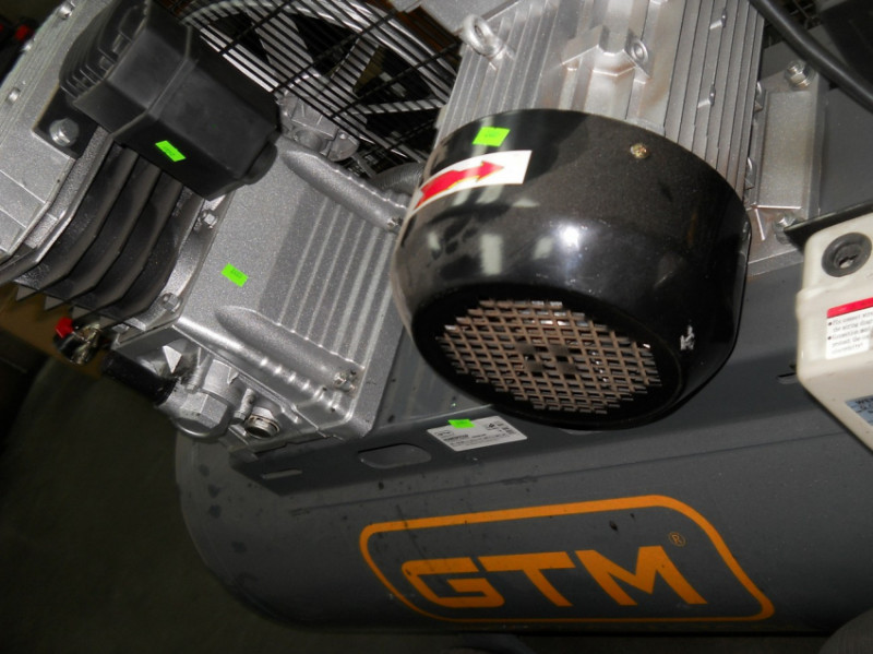 Компресор рес-200л 760/600л/хв 4кВт 10бар 380В 2 циліндри-KCH2090-200L