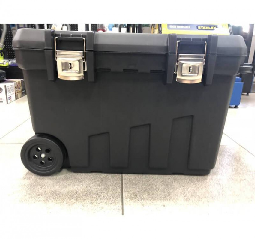 Скринька великого об'єму Mobile Job Chest, розміри 768х490х476 мм, з колесами STANLEY 1-92-978-1-92-978