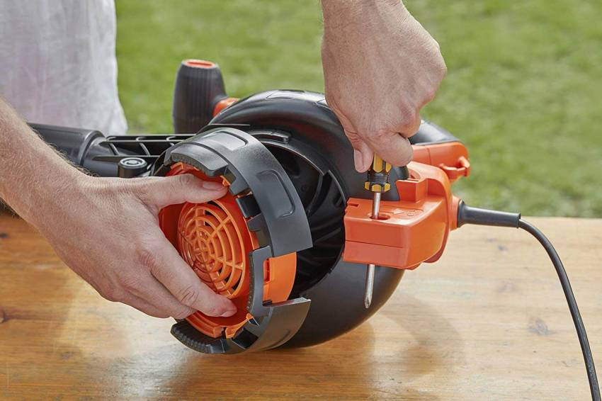 Садовий порохотяг електричний BLACK DECKER BEBLV300-BEBLV300