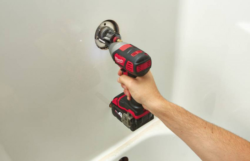 Винтоверт акумуляторнй MILWAUKEE 1/4" Hex M18 BID-0 крут. мом. 180 Нм, 4933443570-4933443570