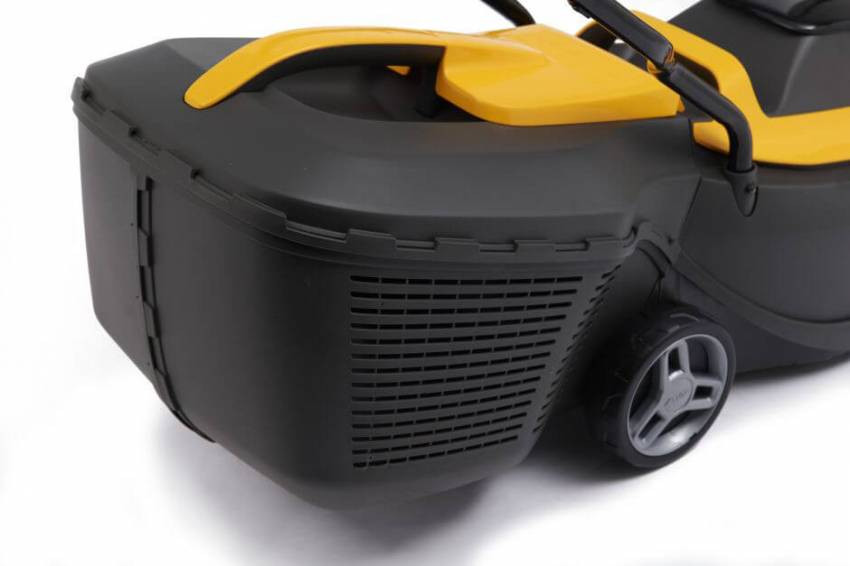 Газонокосарка акумуляторна безщіткова STIGA Collector132eKit-Collector132eKit
