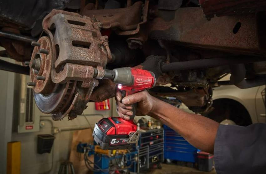 Ударний гайковерт (300 Нм) Н MILWAUKEE 1/2\" M18 FUEL ONEIWF12-0 ONE-KEY з фрикц. кільцем 4933451153-4933451153