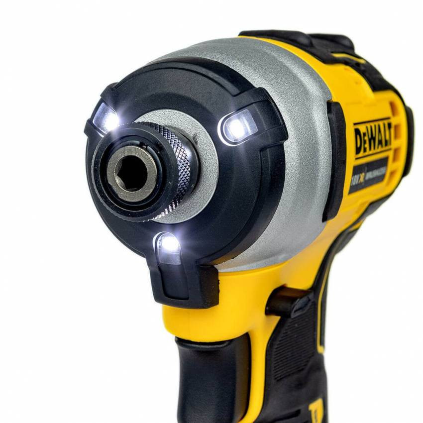 Набір з двох інструментів безщіткових DeWALT DCK2061P2T-DCK2061P2T