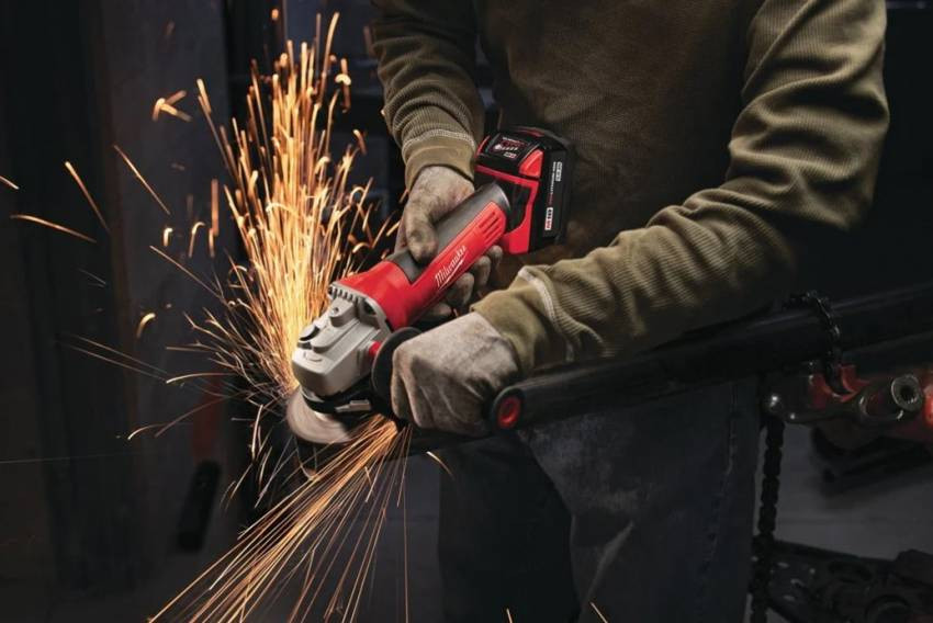 Кутошліфувальна машина MILWAUKEE 125 мм HD18 AG-125-402C 4933441507-4933441507
