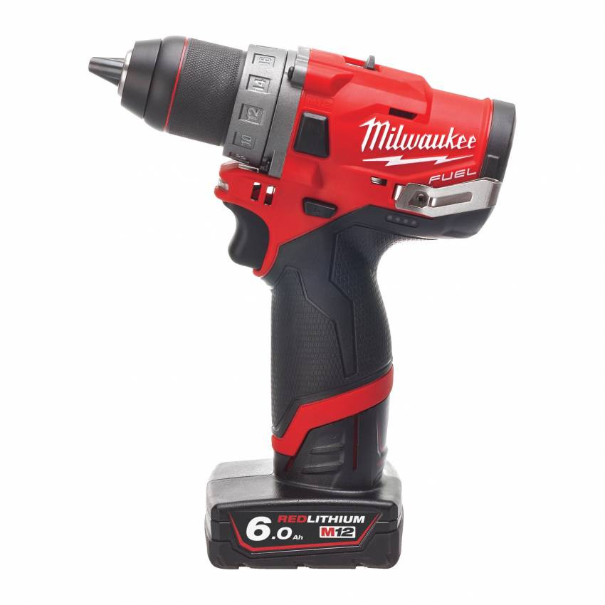 Дриль-шуруповерт акумуляторний MILWAUKEE, M12 FDD-202X, 37Нм (зарядний пристрій, 2 акум.Х 2Ач, HDкейс)-4933459816