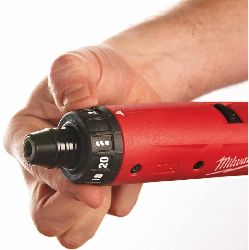 Викрутка акумуляторна MILWAUKEE M4 D-202B (зарядний пристрій, 2 акум.Х2Ач)-4933440475