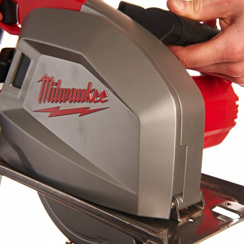 Пила ручная дисковая по металлу MILWAUKEE, MCS 66, 1800Вт, Ø203мм-4933440615