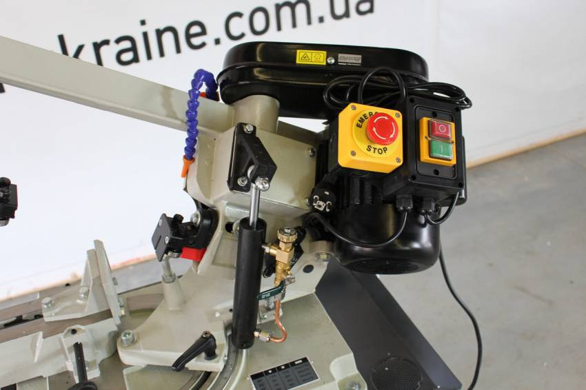 Стрічкопильний верстат по металу CORMAK BS128 HDRC-BS-128HDRC/400V
