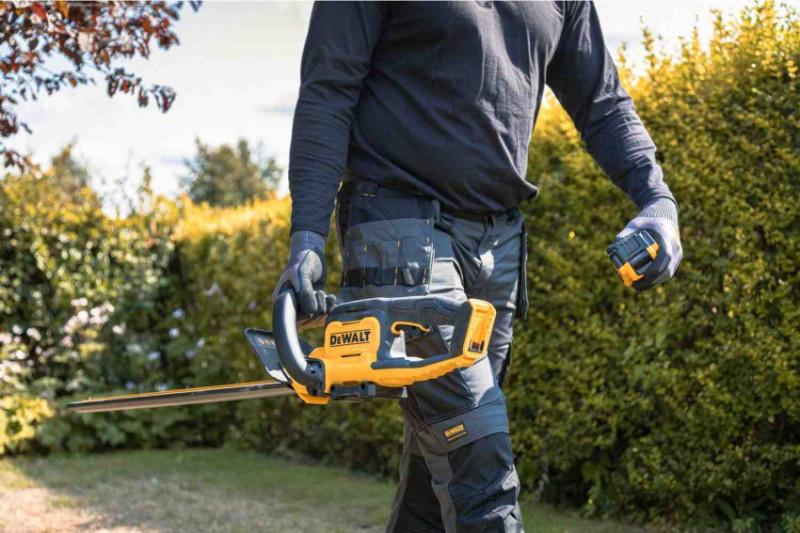 Кущоріз акумуляторний DeWALT DCMHT562P1-DCMHT562P1