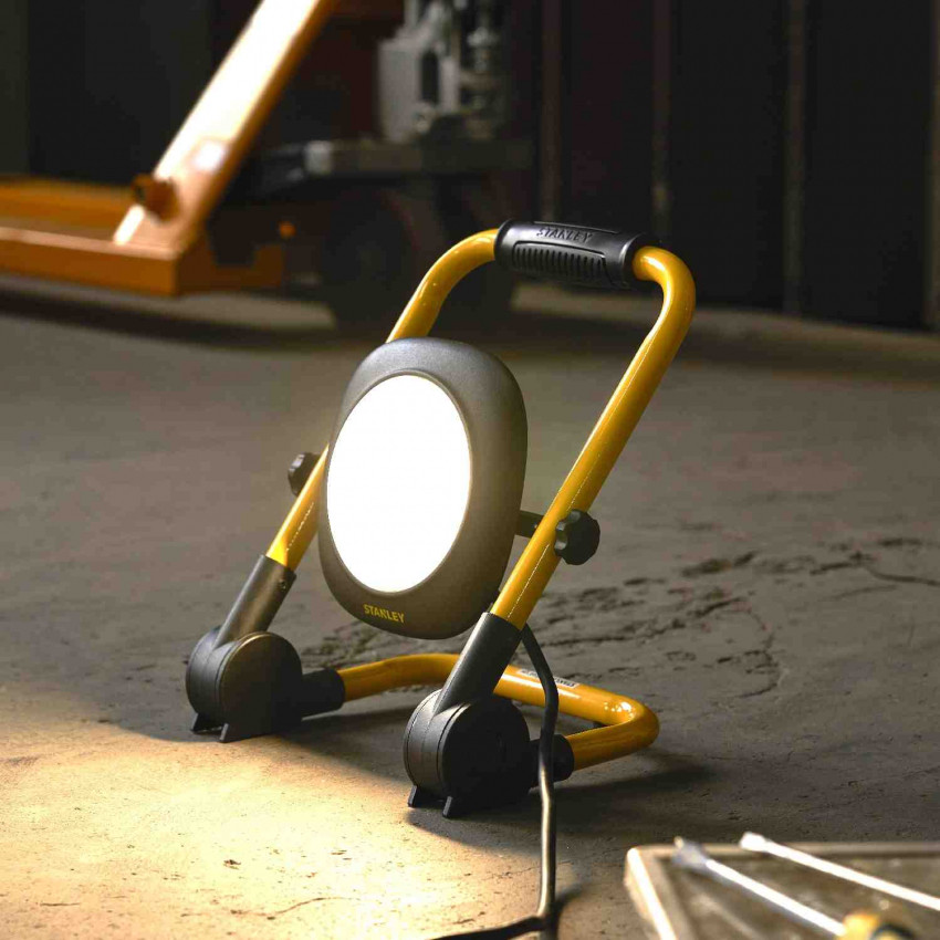 Прожектор світлодіодний STANLEY SXLS35526E-SXLS35526E