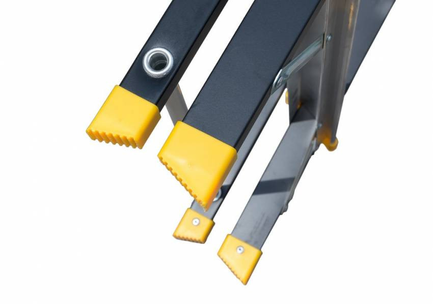 Стрем'янка MASTERTOOL сталь+алюміній 5 сходинок h=1064 мм max 150 кг 79-1205-79-1205