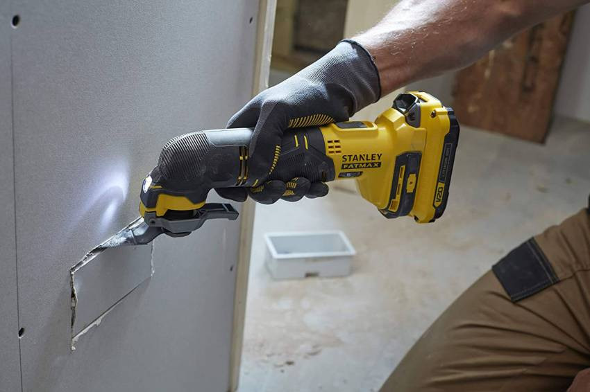 Багатофункціональний інструмент акумуляторний STANLEY FATMAX SFMCE510B-SFMCE510B