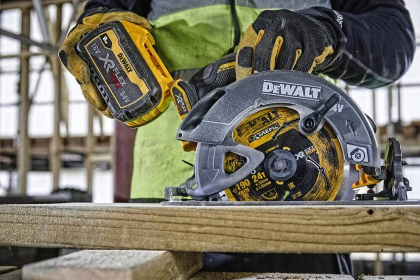 Пила дискова акумуляторна DeWALT DCS578T2-DCS578T2